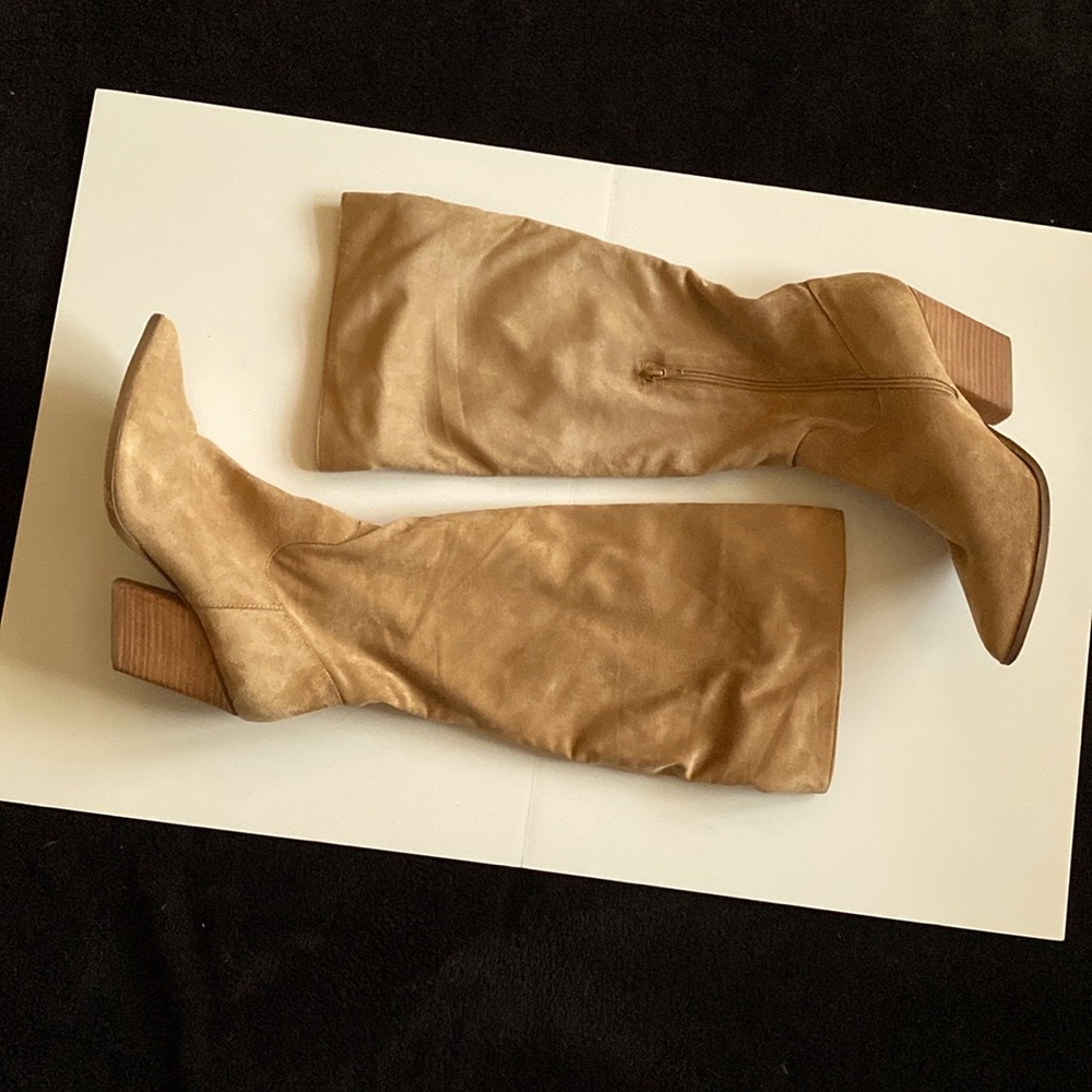 Mi.iM Tan Suede Knee Boots Chunky Heel Size 10